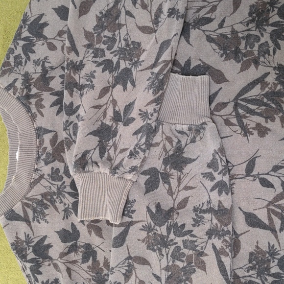 Wildfox Fifi Sweatshirt - Picture 5 of 7